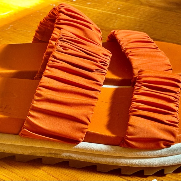 Sorel Women's Bright Orange Slide Sandals - Picture 2 of 4